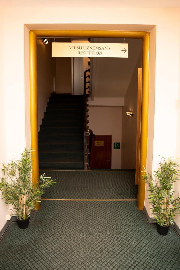 Avitar Riga Extérieur photo
